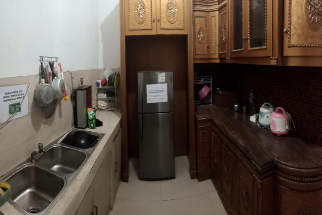 Spot On 90538 Wisma Dewi Syariah Jakarta Eksteriør bilde